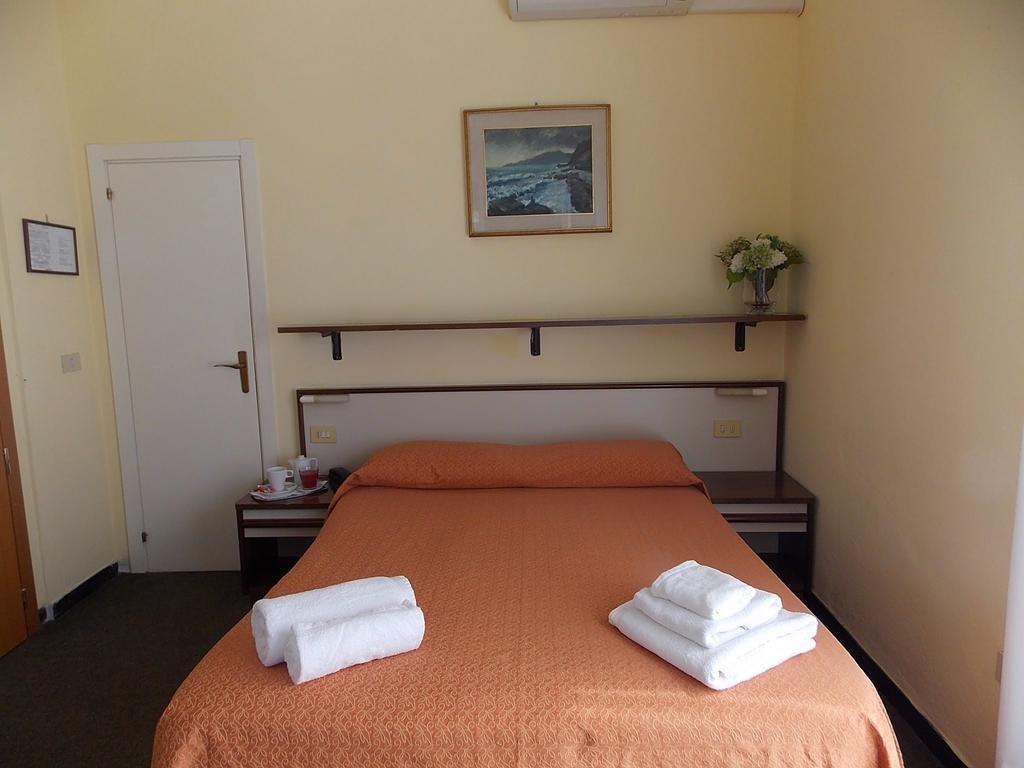 Hotel Arco Del Sole 拉瓦尼亚 客房 照片