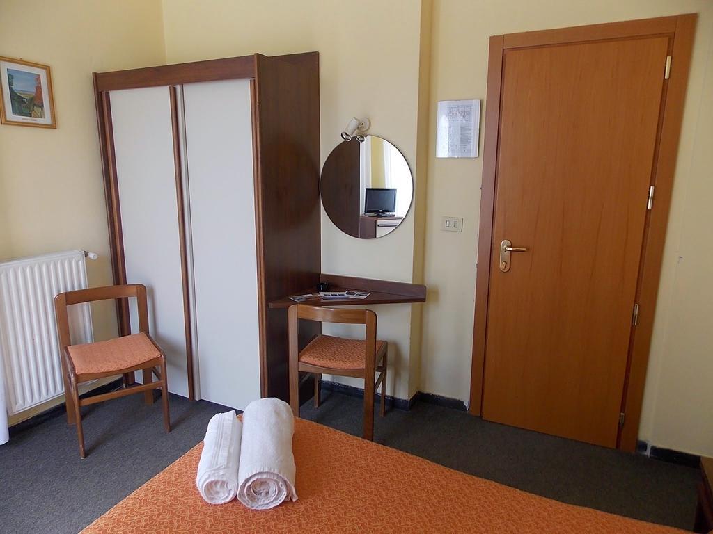 Hotel Arco Del Sole 拉瓦尼亚 客房 照片